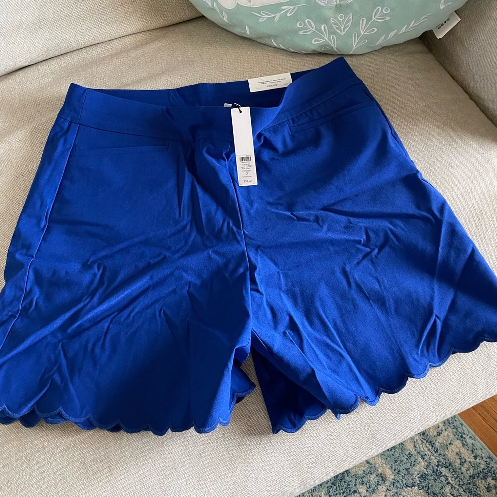 Chico’s Brigitte So Slimming Scallop Edge Short-NWT SZ 12